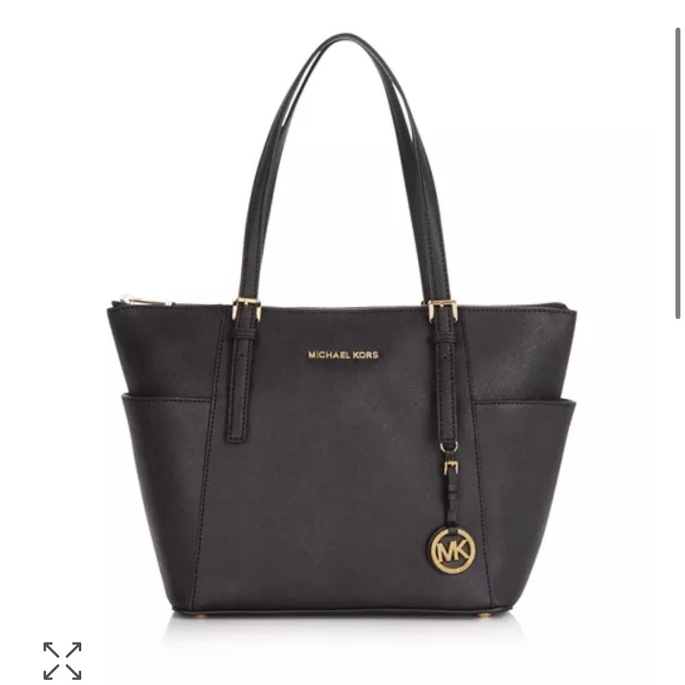 Black Michael Kors Jet Set Crossgrain Leat…